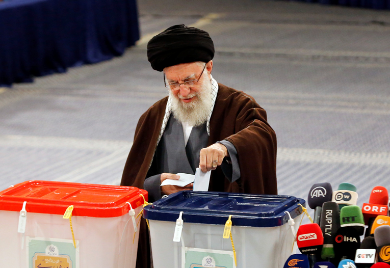 Francuska: Hamenei bio krvavi diktator, ali napadi upitni po međunarodnom pravu