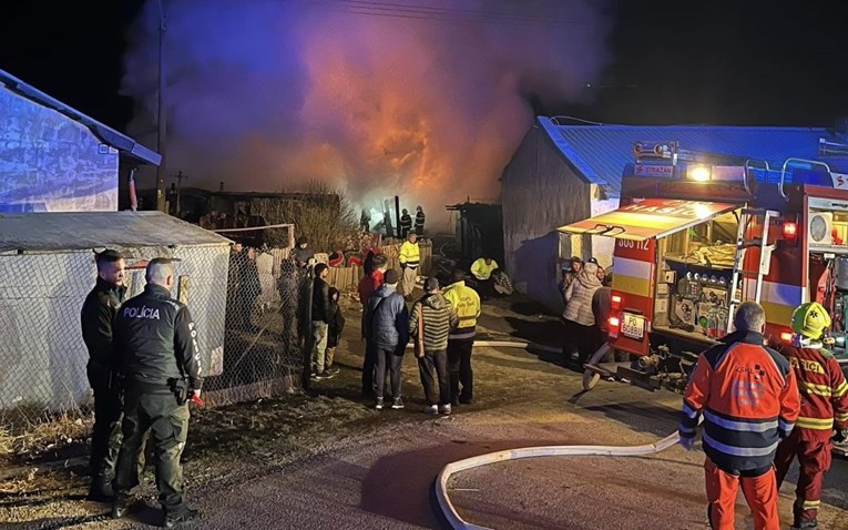 U romskom naselju u Slovačkoj izbio požar, poginulo četvero djece