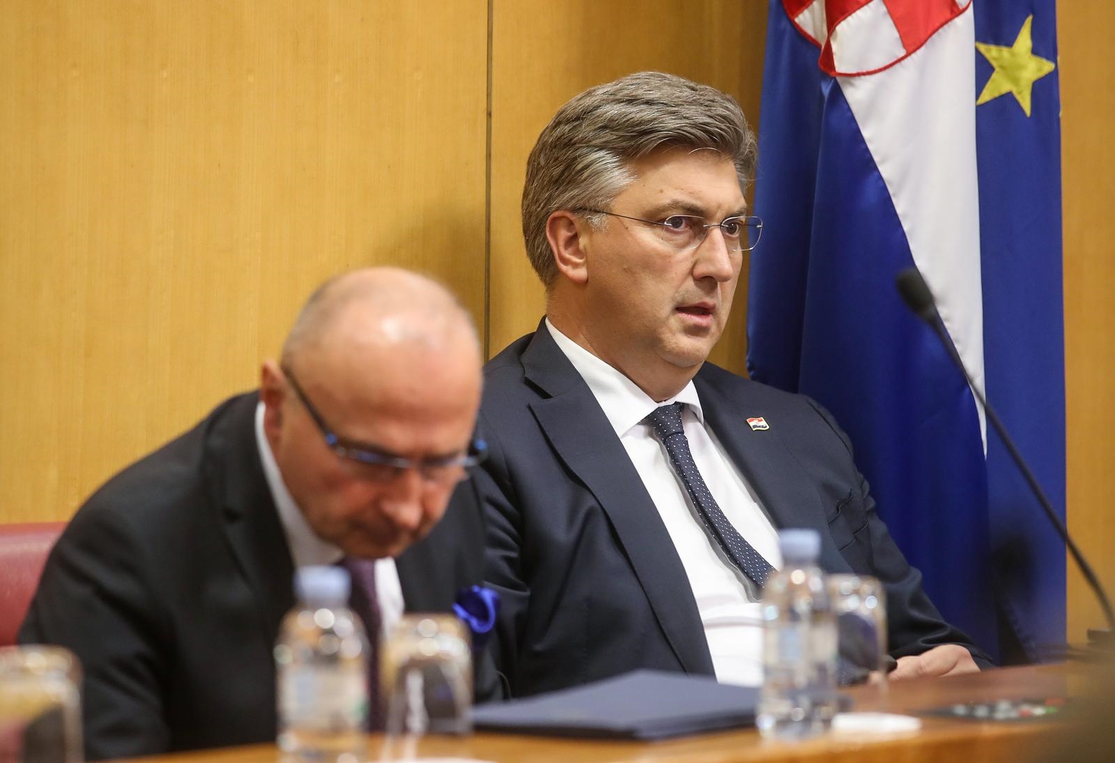 Plenković: Oporba je ljubomorna i grintava jer želi zasjeniti postignuća naše vlade