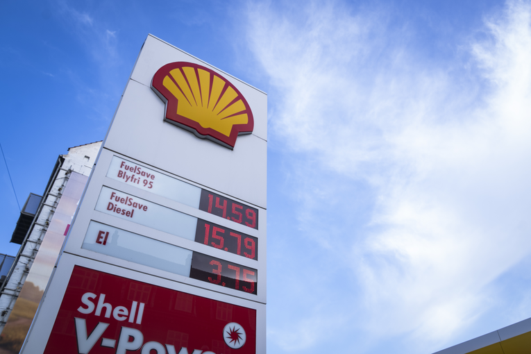 Zapadne kompanije napuštaju Južnu Afriku, Shell prodaje 580 postaja