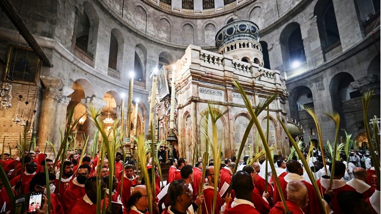 U bazilici Svetog groba u Jeruzalemu otkriven drevni oltar