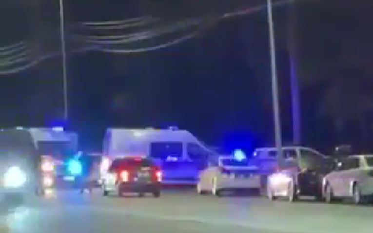 Doveli ga u centar za novačenje u Kijevu, on počeo pucati. Šest ranjenih