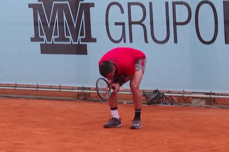 VIDEO Tenisač BiH poludio u Madridu: Čime sam to zaslužio?