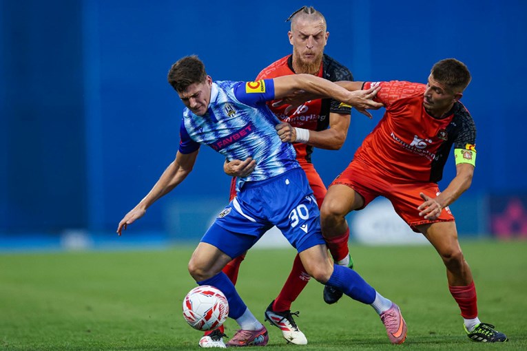 UŽIVO Sjajna Lokomotiva zabila dva brza gola Gorici. Carević isključen