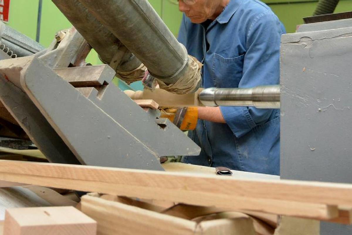 Hrvatska industrija gubi radnike; njemački lanci zatvaraju trgovine