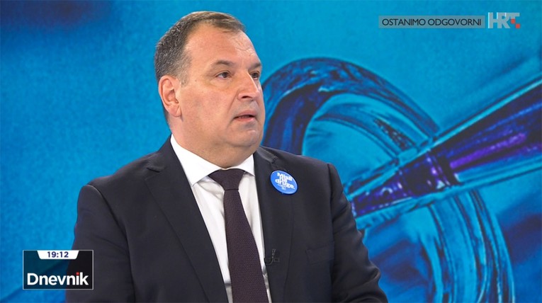 Beroš: Moguće je da uvezemo rusko cjepivo bez dozvole EU