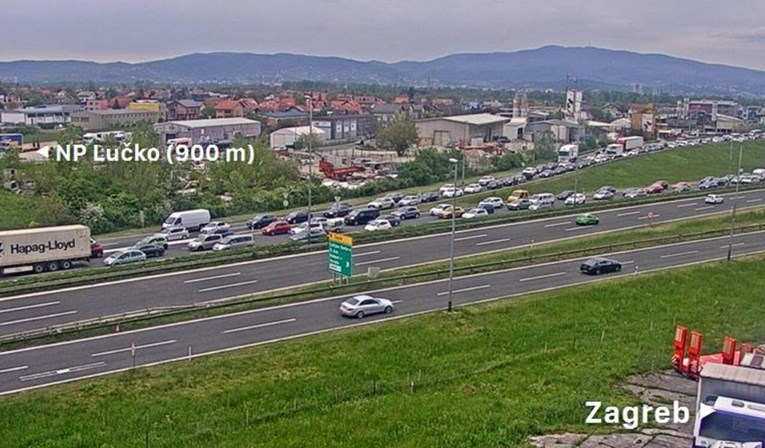 VIDEO Ogromne gužve na cestama, na A3 kolona 7 kilometara, kolone i na Lučkom