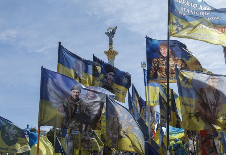 Mladim Ukrajincima dopušten odlazak iz zemlje. "Nitko se neće vratiti"