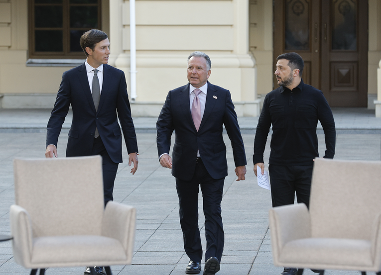 Zelenski: Putin će možda htjeti osigurati Trumpu diplomatsku pobjedu uoči međuizbora