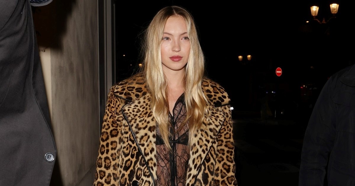 Kći Kate Moss modnim izdanjem privukla pažnju u Parizu