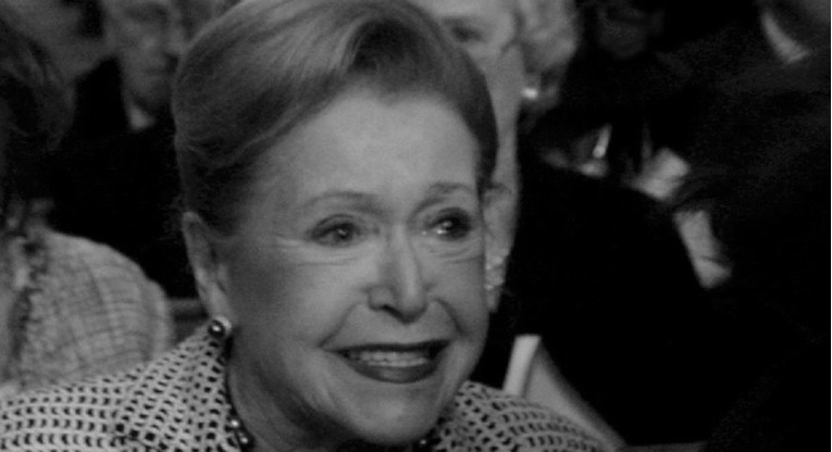 Umrla književnica Mary Higgins Clark, kraljica krimića