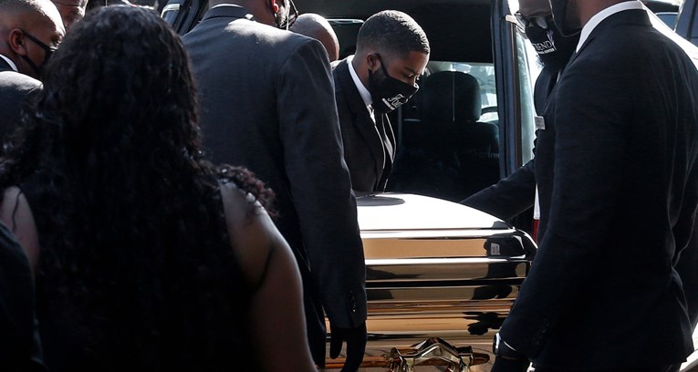 FOTO Floydov zlatni lijes stigao u Houston, pogreb u utorak