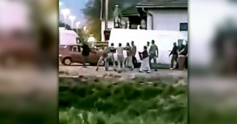 VIDEO Masovna tučnjava u Kutini, ljudi se mlatili na ulici