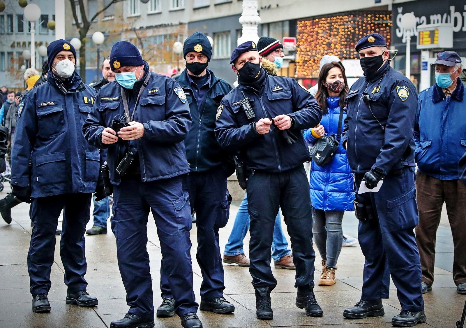 Policija izdala upozorenja za večeras. Posebno ističu dvije stvari, kazne su velike