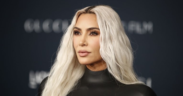 Kim Kardashian odbila suradnju s Balenciagom nakon kontroverzne kampanje