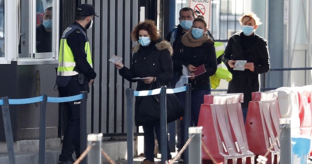 Gibraltar ukinuo policijski sat i nošenje maski na ulici