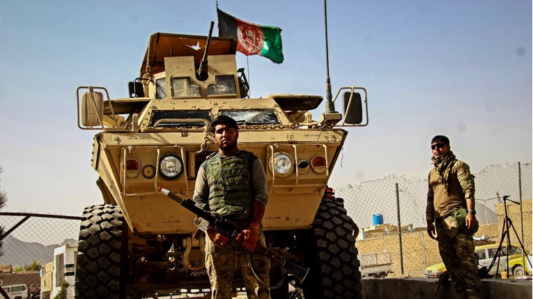 SAD izveo zračne napade na talibane da bi pomogao Afganistanu