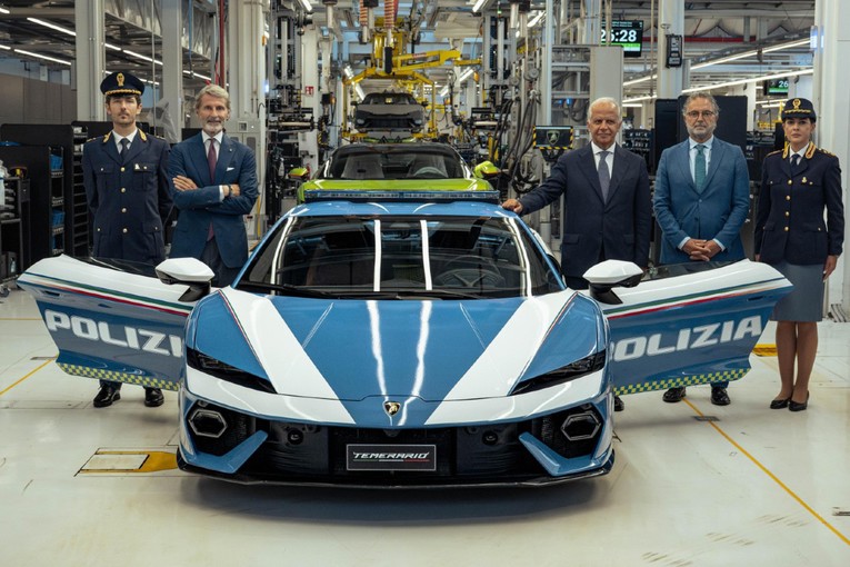 Talijanska policija dobila je moćan Lamborghini s 920 KS. Ima vrlo važan zadatak