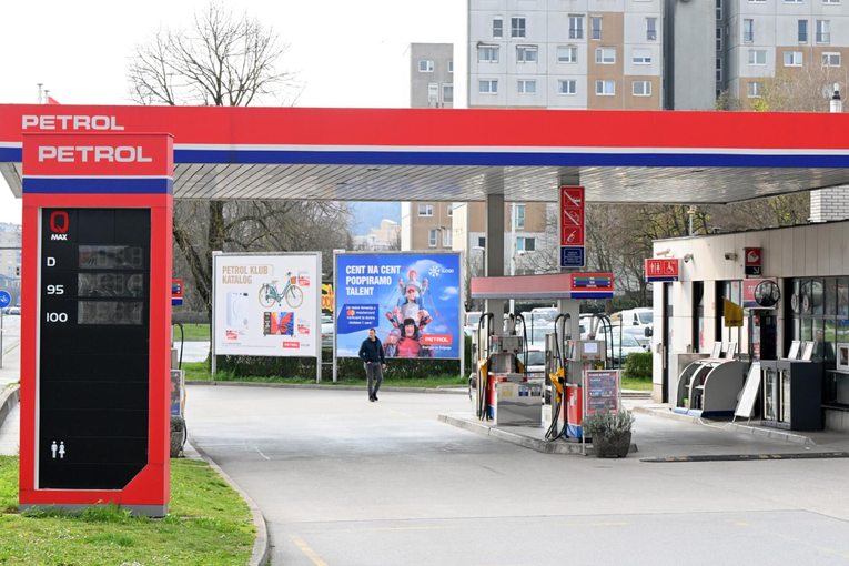 Petrol prodao više goriva, ali zaradio manje. Sad tuži Sloveniju