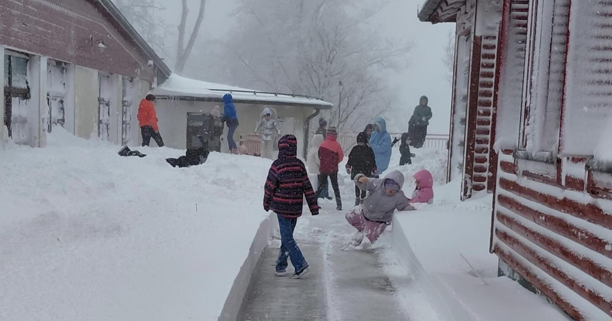 Dok se Zagreb borio s vjetrom, na Sljemenu je nastala moderna verzija Vlaka u snijegu