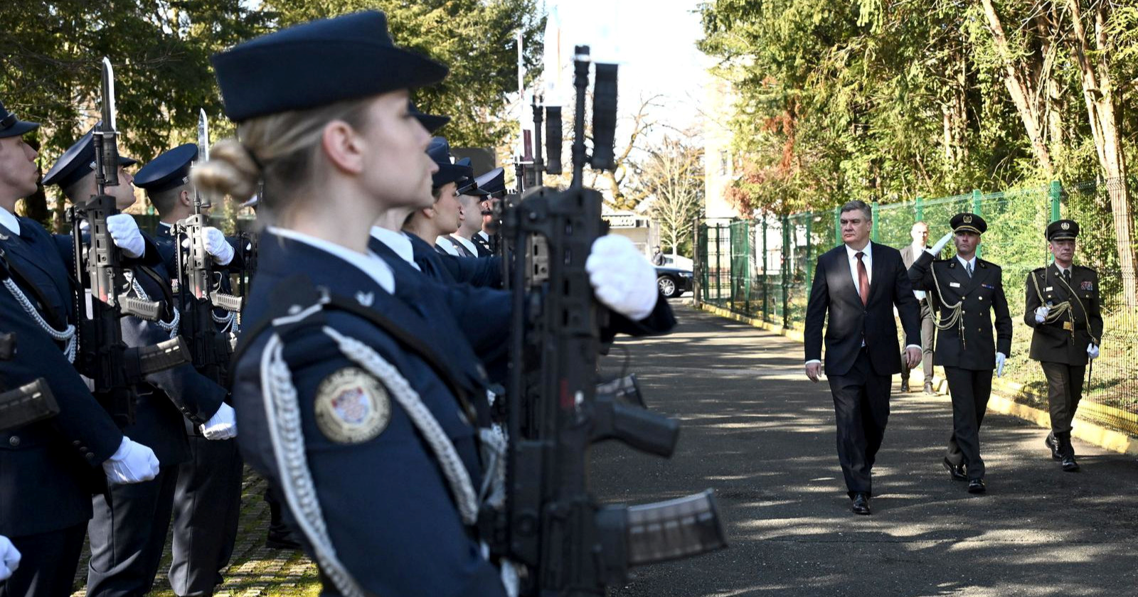 Milanović: Nije vojni poziv za svakoga, naši vojnici izgledaju kao vojnici