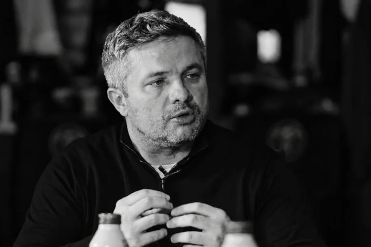 Preminuo Edin Avdić (47), legendarni BiH novinar i komentator