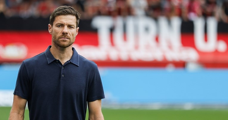 "Ja na klupi Reala? Prerano je da o tome pričamo, tek je rujan"