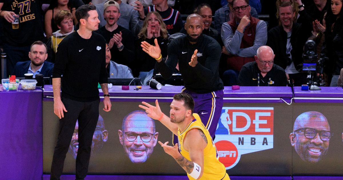 Čudesni Dončić natrpao Clipperse za dramatično slavlje u derbiju Los Angelesa