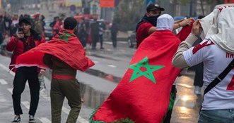 VIDEO Kaos u Bruxellesu. Navijači Maroka palili automobile nakon pobjede nad Belgijom