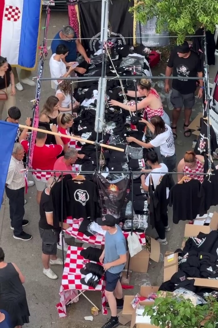 Navala na majice s Thompsonovim motivima, fanovi ih kupuju bez prestanka