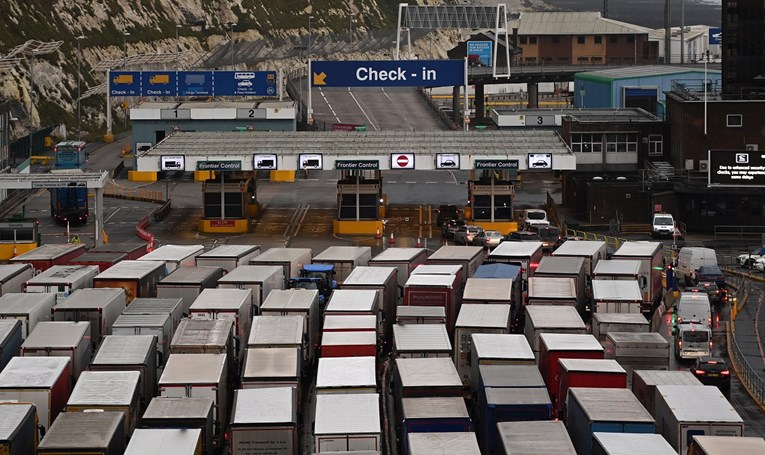 FOTO Britanija potpuno odsječena, London prazan, na granici kaos s kamionima