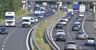 Slovenska državna firma Ministarstvu: Zbog gužvi na cestama omogućite rad od kuće
