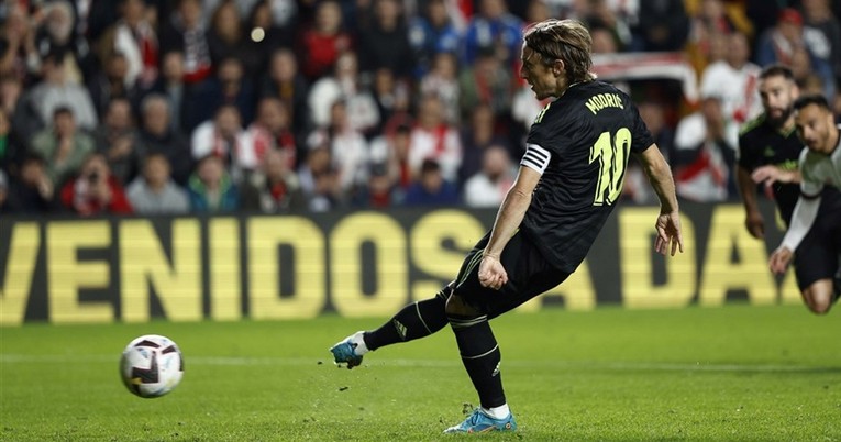 Modrić zabio penal, a Real objavio: Hladan kao led