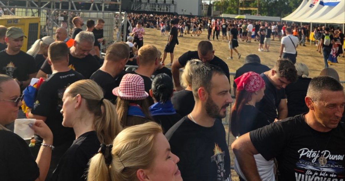 VIDEO Fanovi zauzeli prve redove 2 sata prije koncerta u Vukovaru