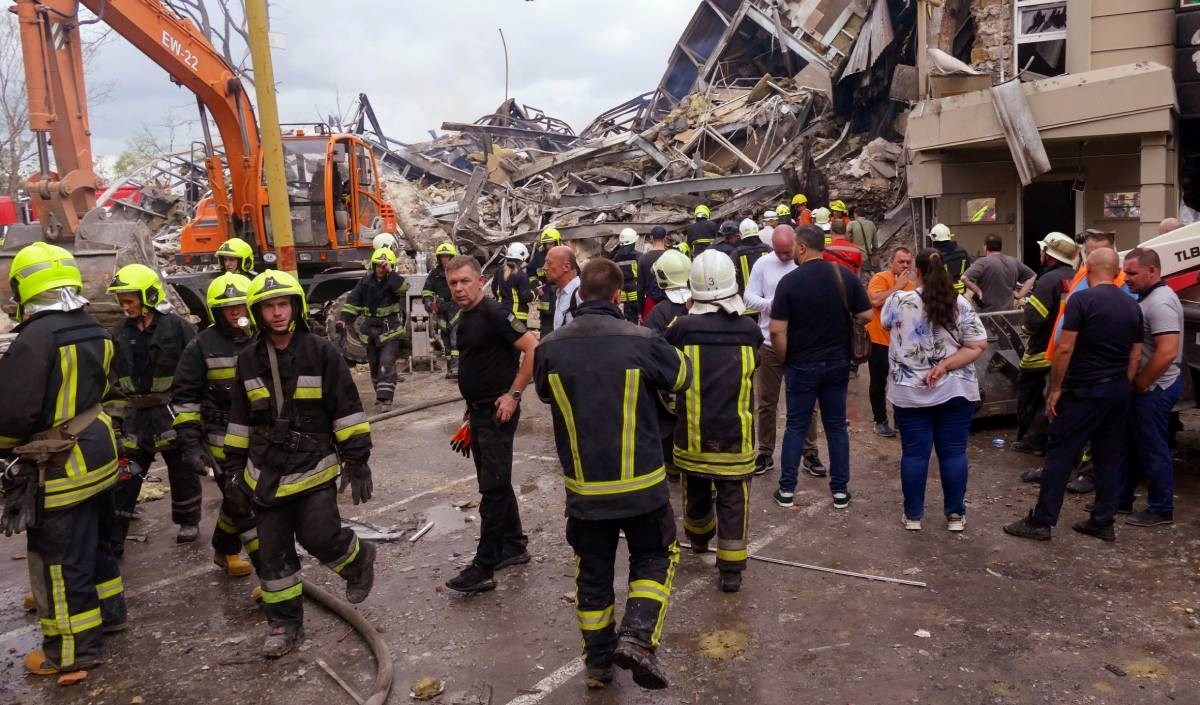 Snažne eksplozije kod mosta na Krimu. Rusi granatirali školu, ubijen učitelj
