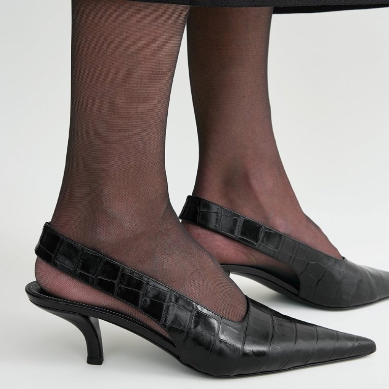 U H&M su stigle cipele koje izgledaju poput dizajnerskih