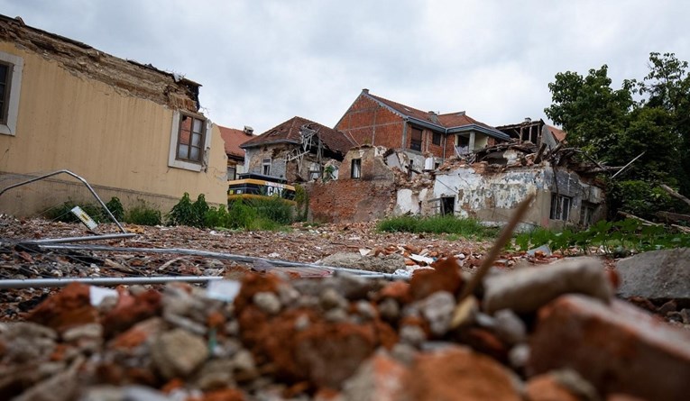 U Petrinji uhićen mladić (27), krao je po kućama oštećenim u potresu