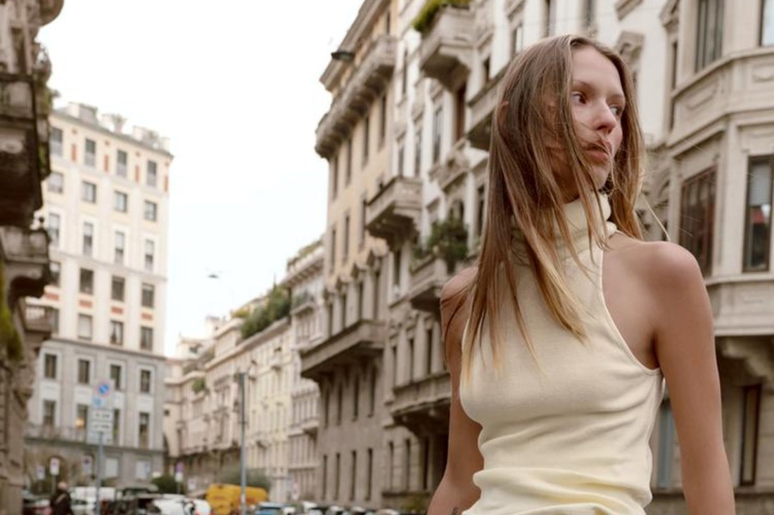 Suknje iz 90-ih vraćaju se u velikom stilu, trendsetterice ih već nose