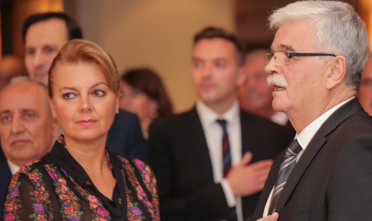 Kolindina savjetnica Mirjana Hrga na službeni prijem došla u prozirnoj košulji