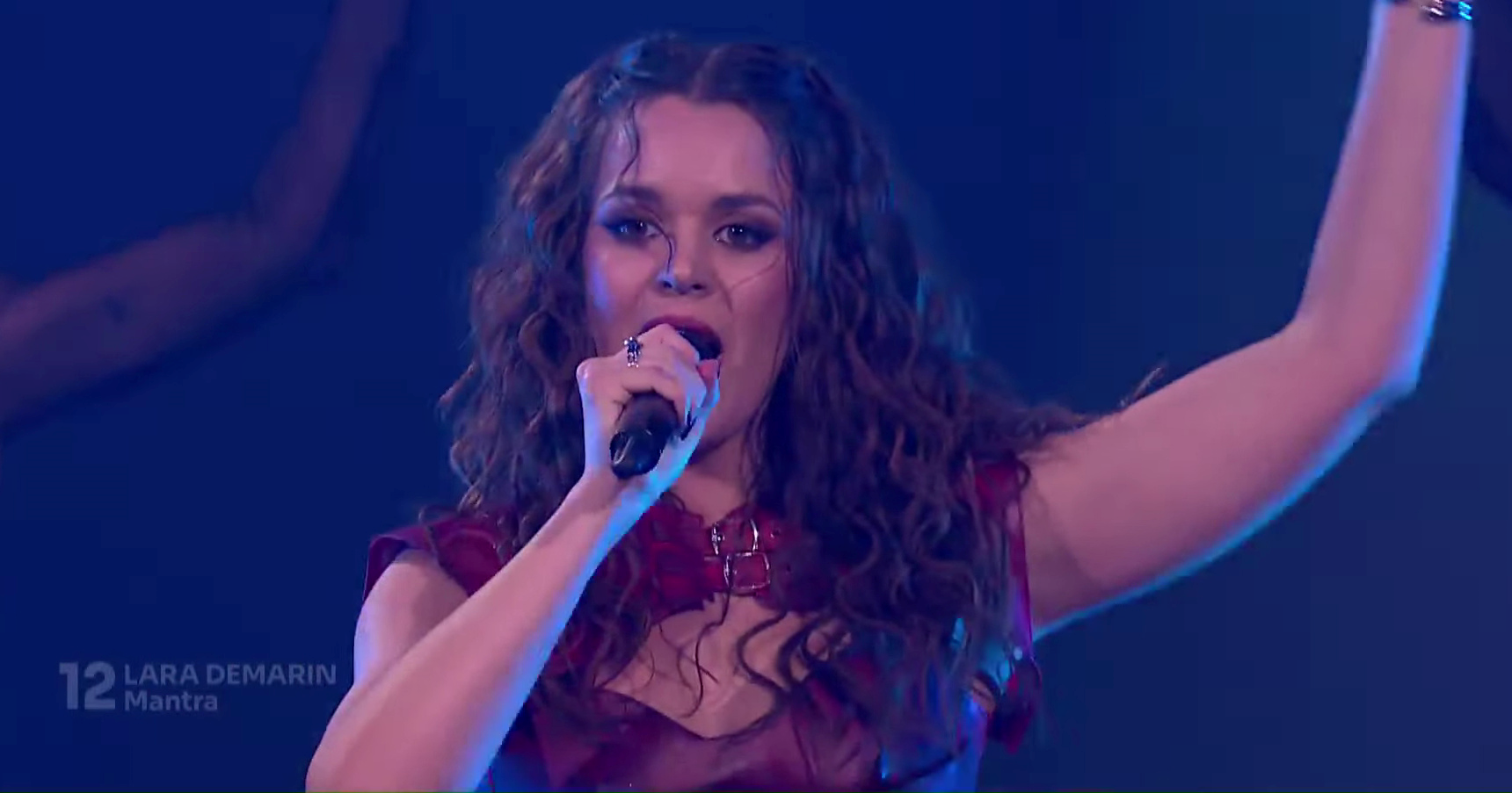 Ljudi nakon Larinog nastupa pišu: "Fejk Ruslana"