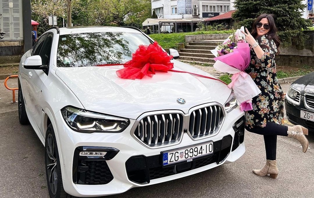 Tajkunova kći iz Života na vagi pohvalila se novim BMW-om i Rolexom: "Bravo ja"