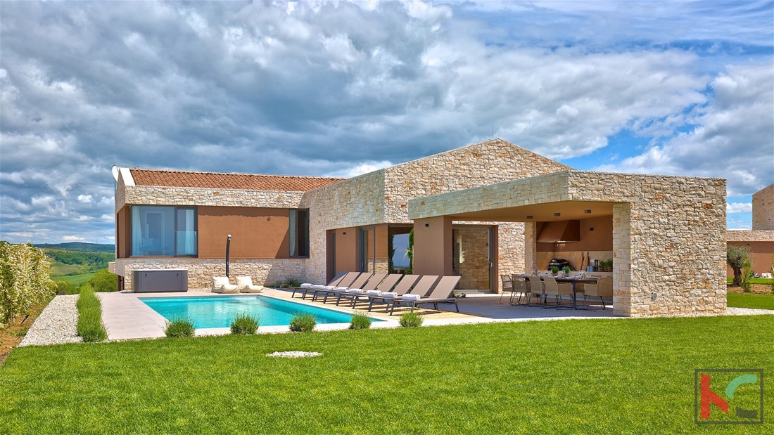 Vila u Istri prodaje se za dva milijuna eura, ima bazen i saunu. Pogledajte fotke