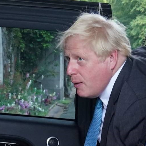 Boris Johnson se vratio u London. Times: Ima dovoljnu podršku za utrku za premijera