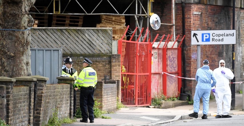 Policija uhitila napadače koji su u Londonu upali u kuću i ranili aktivisticu BLM-a