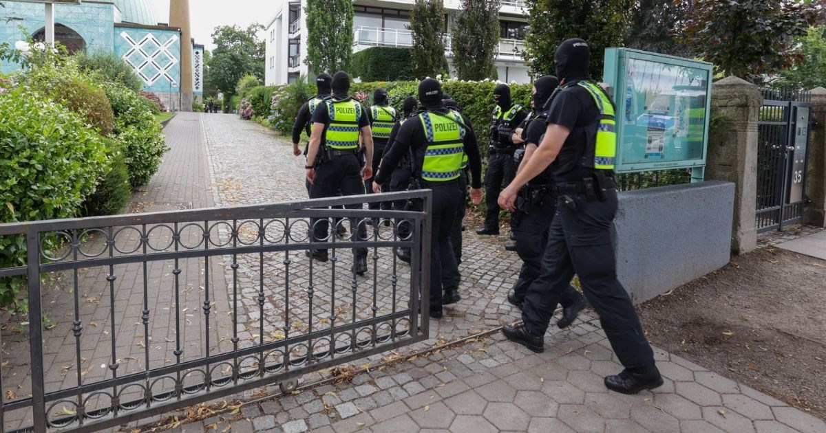 Pokrenuta istragu protiv 15 njemačkih policajaca osumnjičenih za rasizam