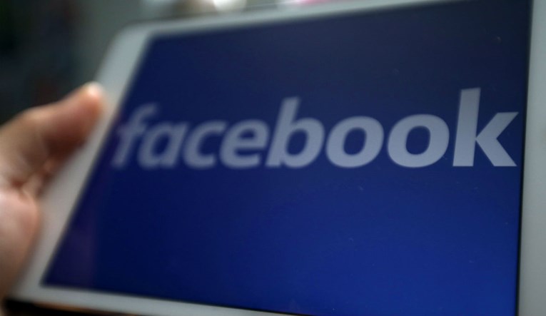 Facebook u Velikoj Britaniji trajno zabranio stranice ekstremnih desničara