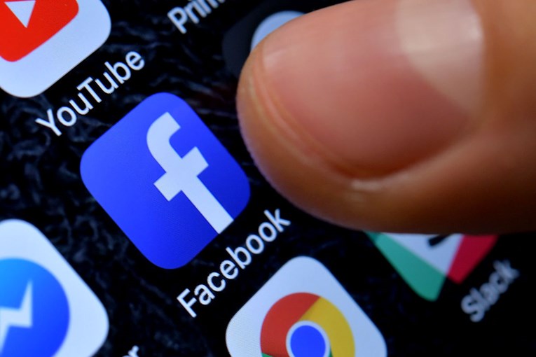 Facebook bez dozvole uzeo e-mail adrese više od 1,5 milijuna korisnika