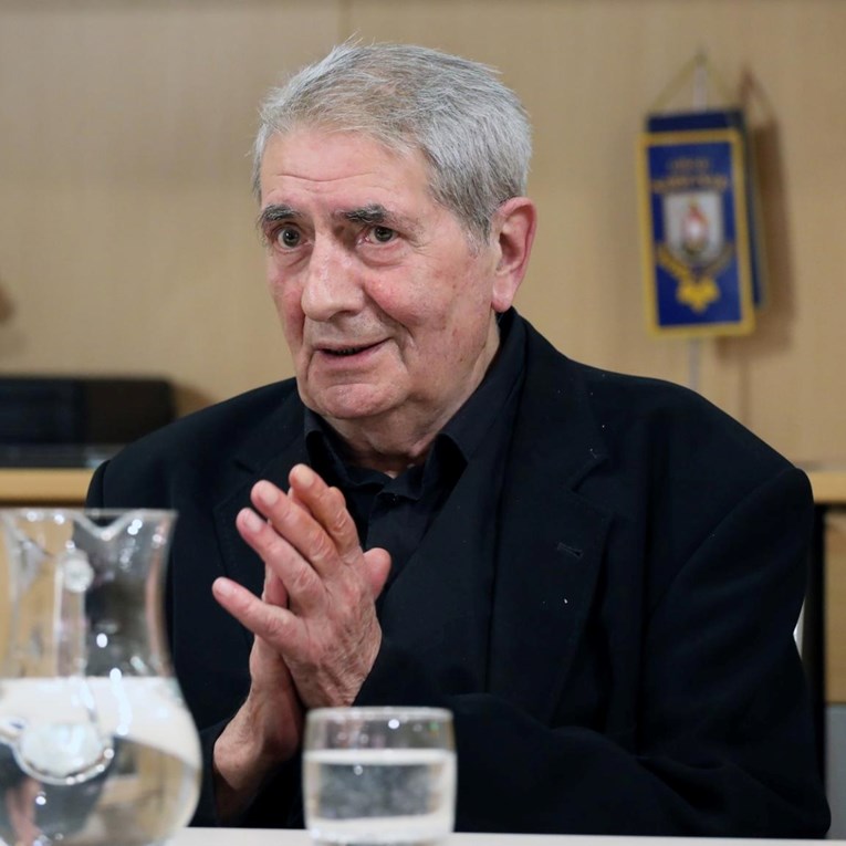 Preminuo hrvatski književnik i prevoditelj Pero Mioč