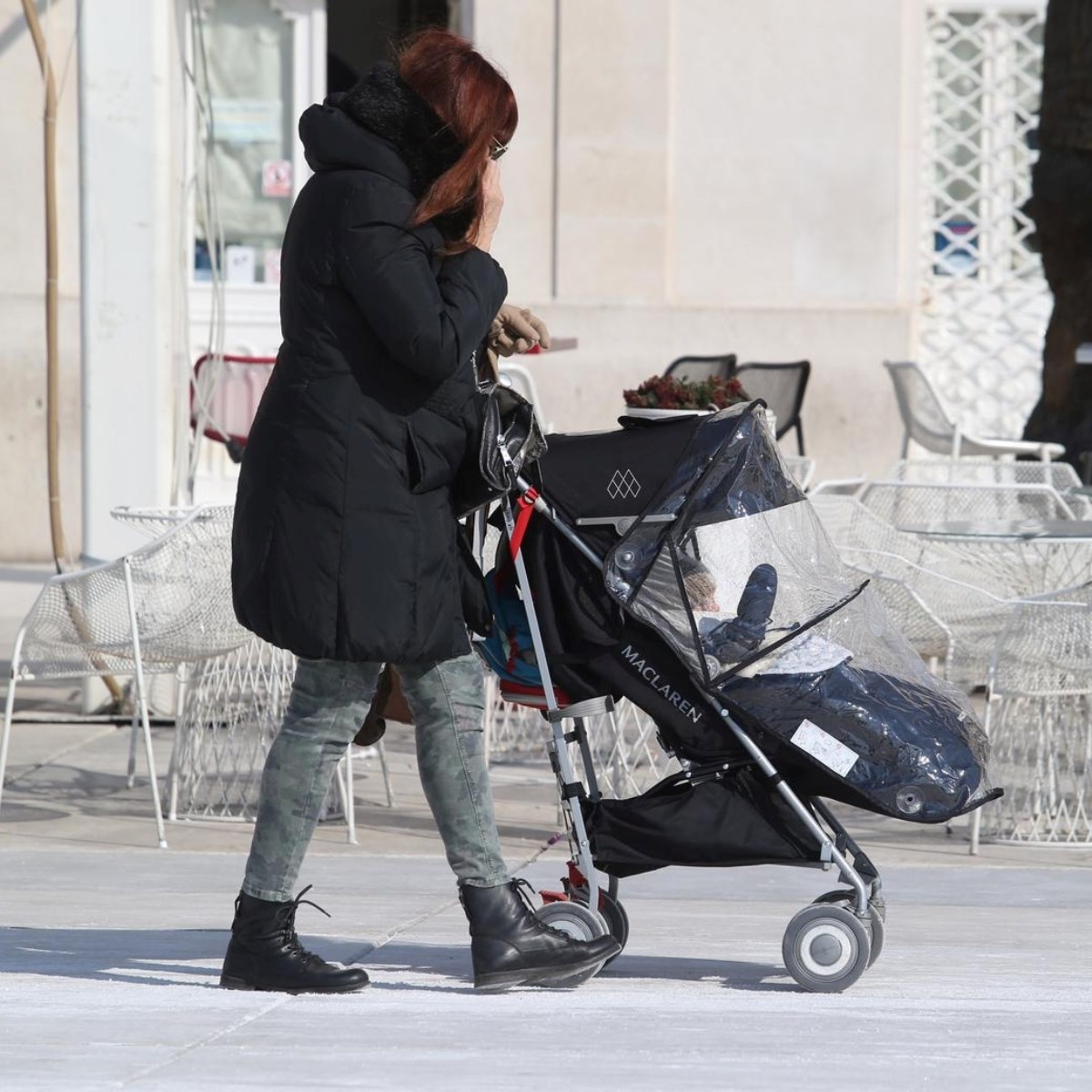 Trebaju li djeca imati majčina prezimena? Psihologinja: Veći problem su imena
