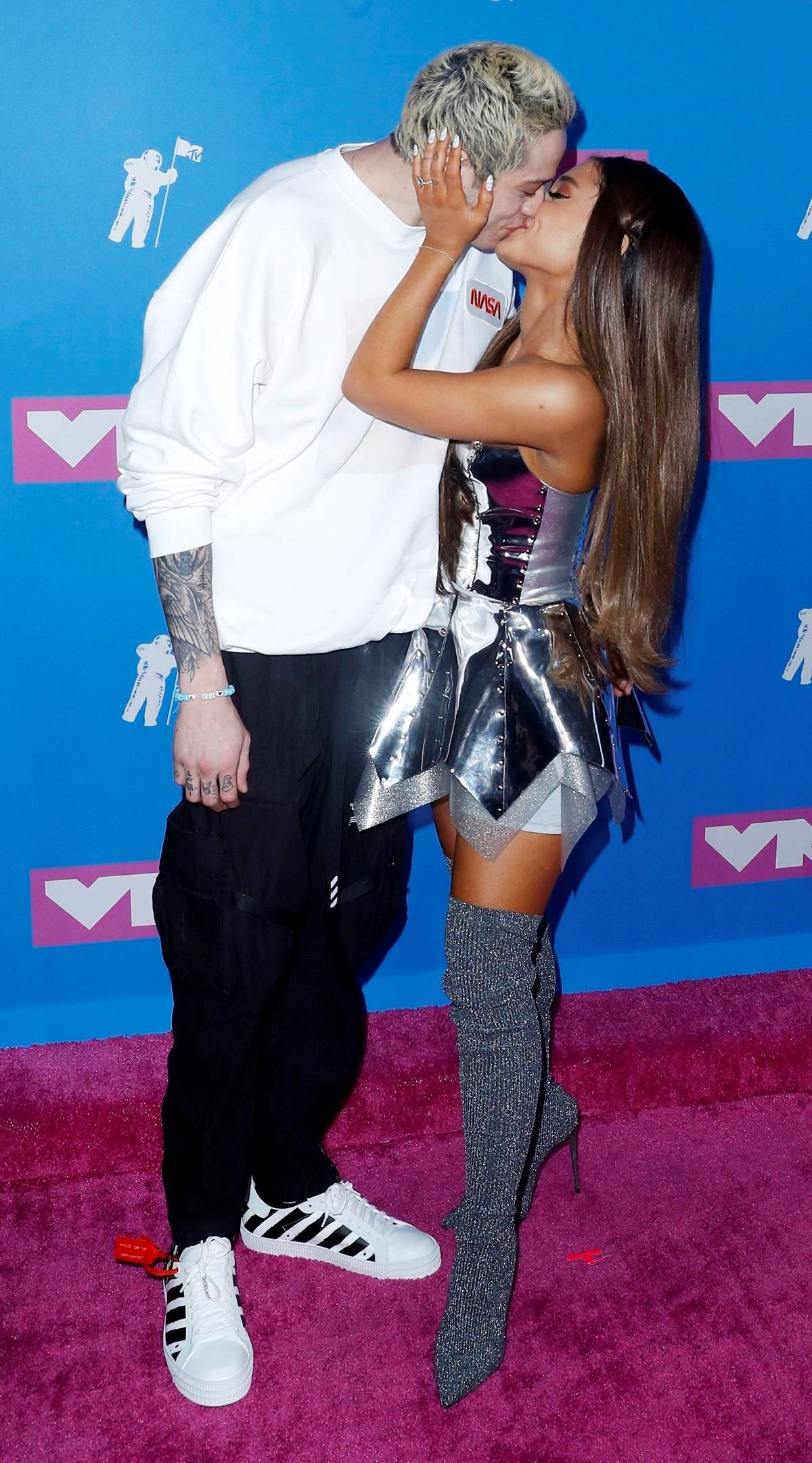 Pete Davidson: Izjava Ariane Grande o mojoj khm veličini me obilježila, boljelo me to